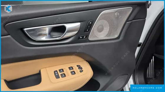 VOLVO XC60 T8 ULTRA BRIGHT