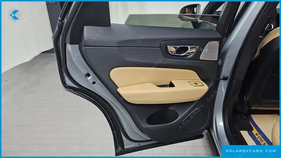 VOLVO XC60 D4 INSCRIPTION