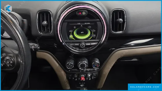 MINI COUNTRYMAN STANDARD