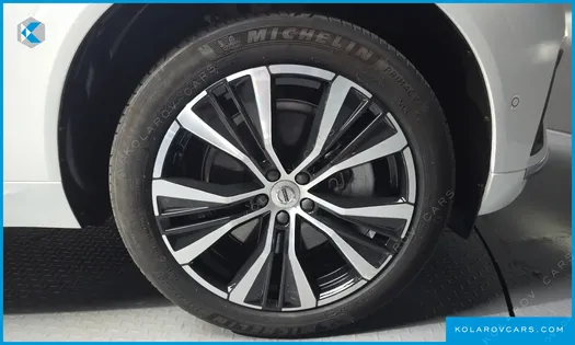VOLVO XC60 T8 ULTIMATE BRIGHT