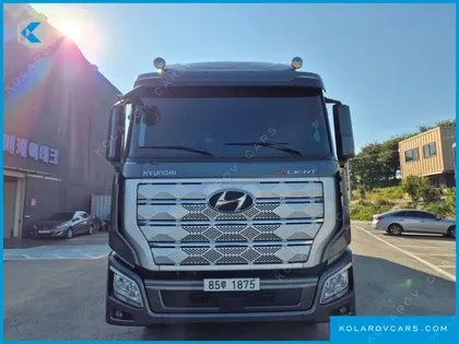 HYUNDAI EXCEED 10X4