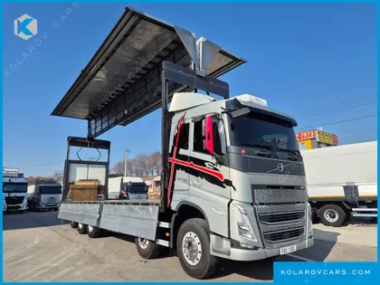 VOLVO CARGO TRUCK 10X4