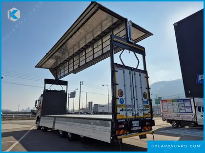 VOLVO CARGO TRUCK 10X4