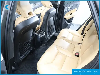 VOLVO XC60 B6 ULTIMATE BRIGHT