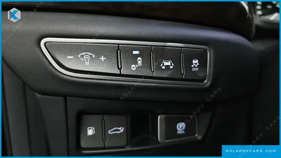 GENESIS EQ900 3.8 GDI AWD