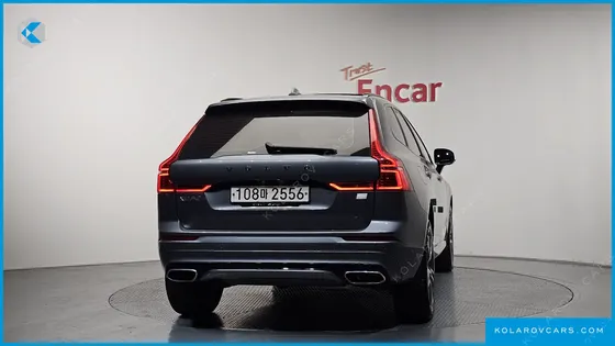 VOLVO XC60 T8 R-DESIGN