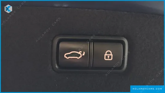 GENESIS EQ900 3.8 GDI AWD