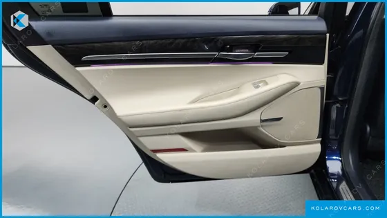GENESIS EQ900 3.8 GDI AWD