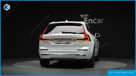 VOLVO XC60 B5 ULTRA BRIGHT