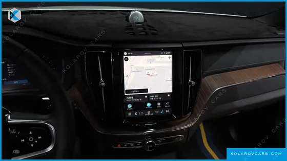 VOLVO XC60 B5 ULTRA BRIGHT
