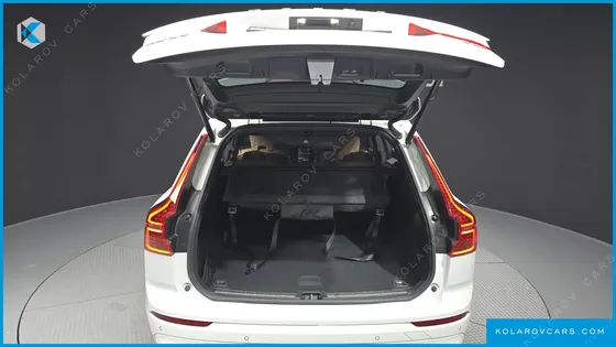 VOLVO XC60 B5 ULTRA BRIGHT