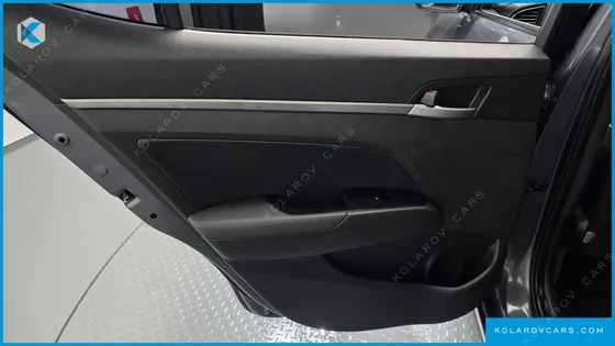HYUNDAI ELANTRA (AVANTE) 1.6 GDI SMART