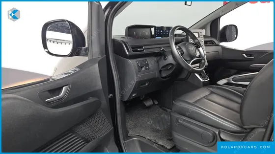 HYUNDAI STARIA L3.5 CARGO 5-SEATER