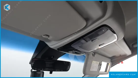 HYUNDAI STARIA L3.5 CARGO 5-SEATER