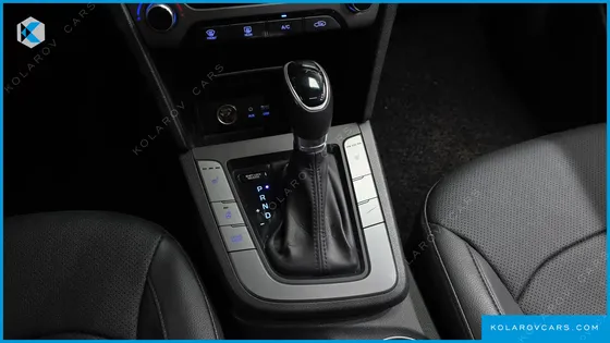 HYUNDAI ELANTRA (AVANTE) 1.6 GDI SMART