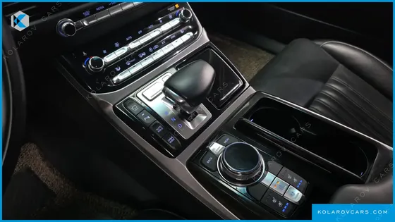 GENESIS EQ900 3.8 GDI AWD