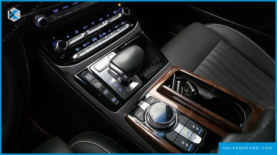 GENESIS EQ900 3.8 GDI AWD