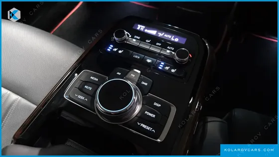 GENESIS EQ900 3.8 GDI AWD