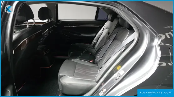 GENESIS EQ900 3.8 GDI AWD