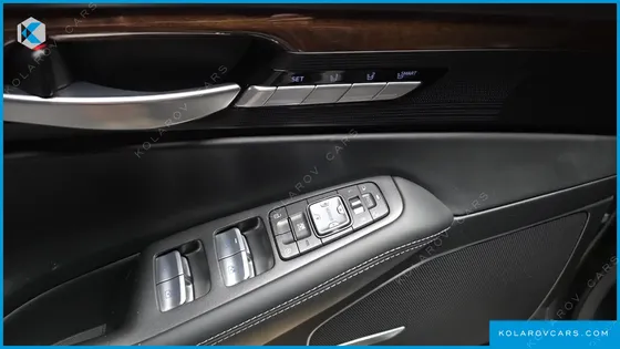 GENESIS EQ900 3.8 GDI AWD
