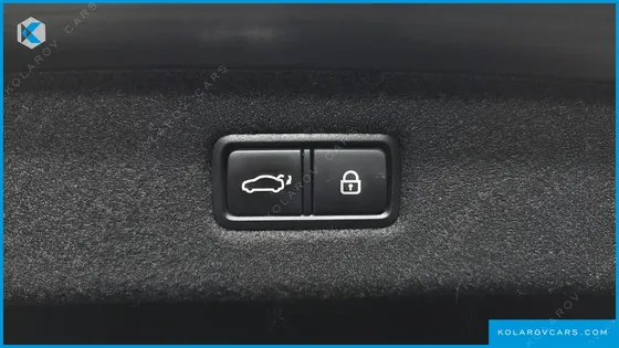 GENESIS EQ900 3.8 GDI AWD