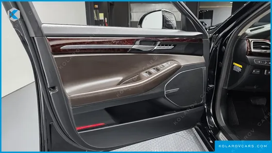 GENESIS EQ900 3.8 GDI AWD