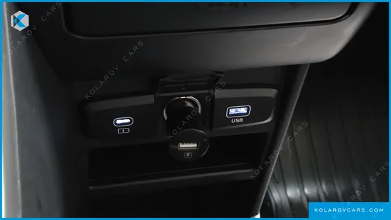 HYUNDAI STARIA HEV 1.6 CARGO 5-SEATER