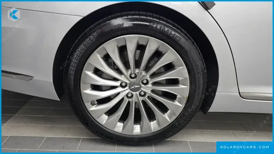 GENESIS EQ900 3.8 GDI AWD