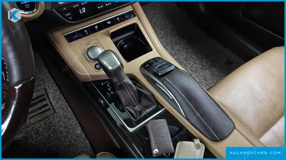 LEXUS ES SUPREME+