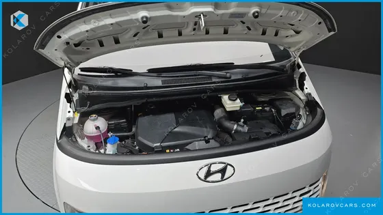 HYUNDAI STARIA CARGO 5-SEATER