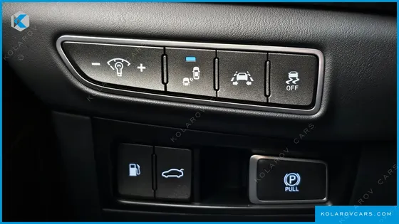 GENESIS EQ900 3.8 GDI AWD