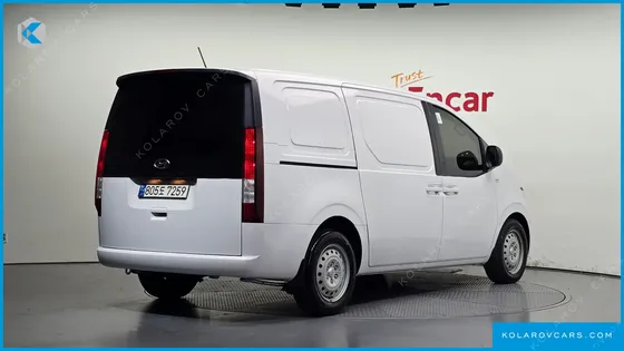 HYUNDAI STARIA CARGO 3-SEATER