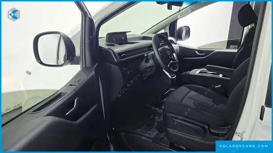 HYUNDAI STARIA CARGO 3-SEATER