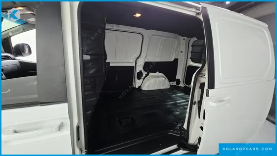 HYUNDAI STARIA CARGO 3-SEATER
