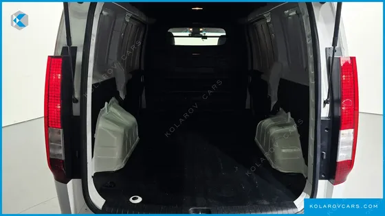 HYUNDAI STARIA CARGO 3-SEATER