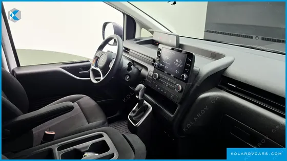 HYUNDAI STARIA CARGO 3-SEATER