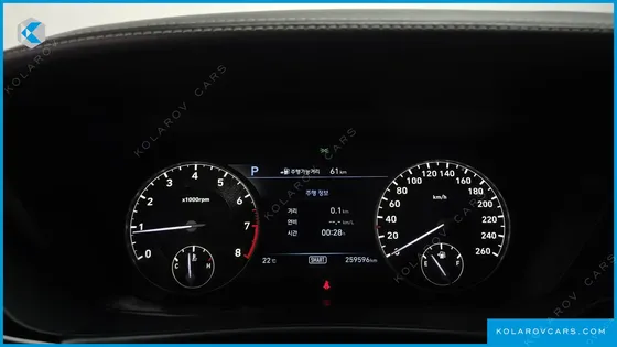 GENESIS EQ900 5.0 GDI AWD