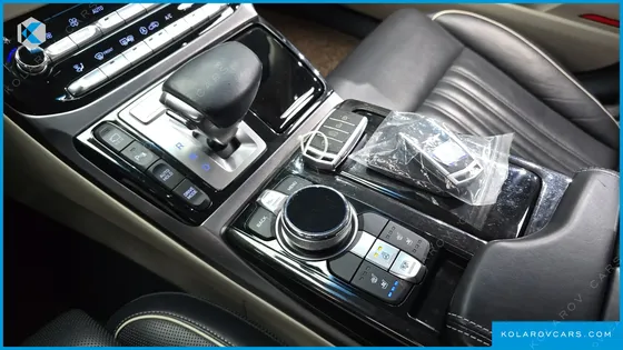 GENESIS EQ900 5.0 GDI AWD