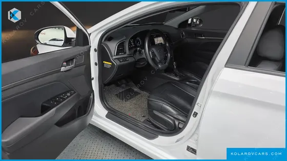 HYUNDAI ELANTRA (AVANTE) 1.6 GDI SMART