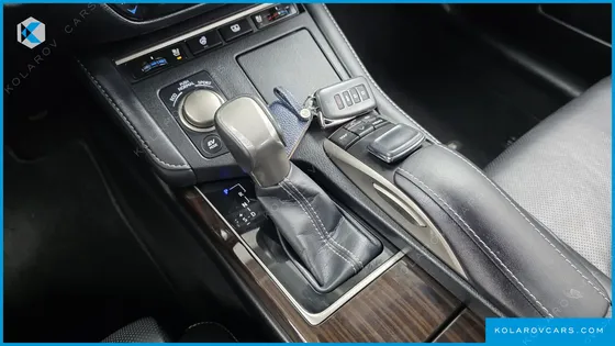 LEXUS ES SUPREME+