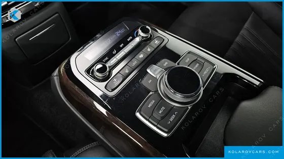 GENESIS EQ900 3.8 GDI AWD