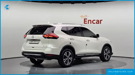 NISSAN X-TRAIL 2.5 4WD