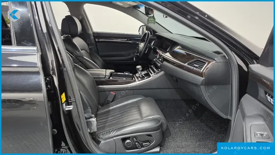 GENESIS EQ900 3.8 GDI AWD