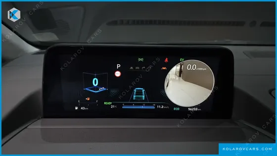 HYUNDAI STARIA HEV 1.6 LOUNGE 9-SEATER