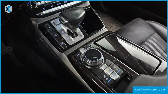 GENESIS EQ900 3.8 GDI AWD