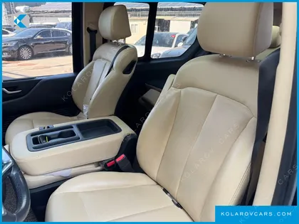 HYUNDAI STARIA 4WD TOURER 9-SEATER