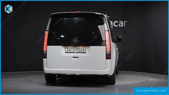HYUNDAI STARIA L3.5 LOUNGE 7-SEATER