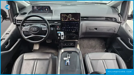 HYUNDAI STARIA L3.5 LOUNGE 7-SEATER