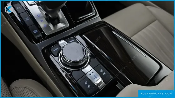GENESIS EQ900 3.8 GDI AWD