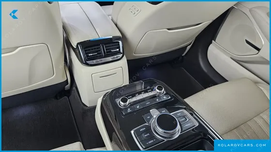 GENESIS EQ900 3.8 GDI AWD